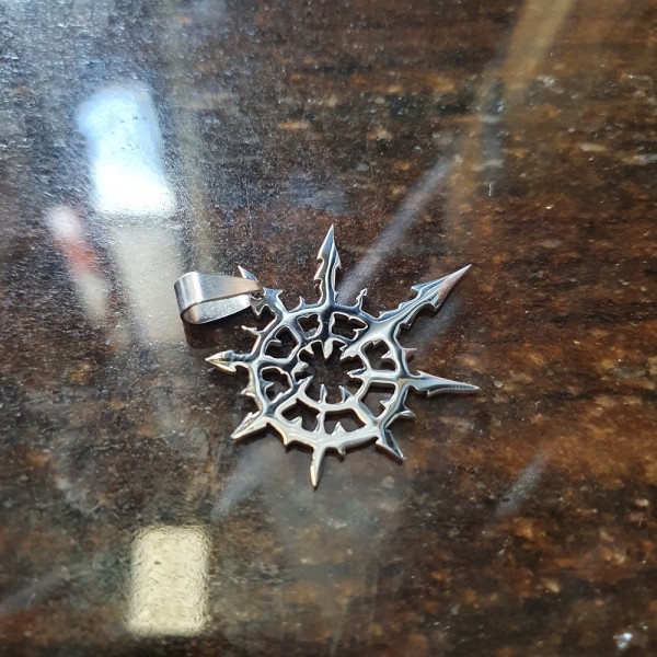 Sharp Chaos Star Necklace