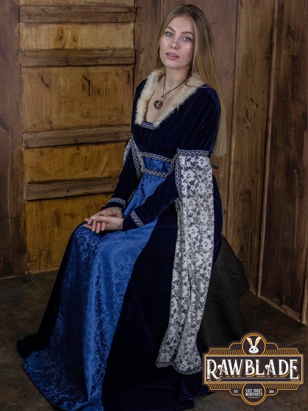 Aur Noble Woman's Dress