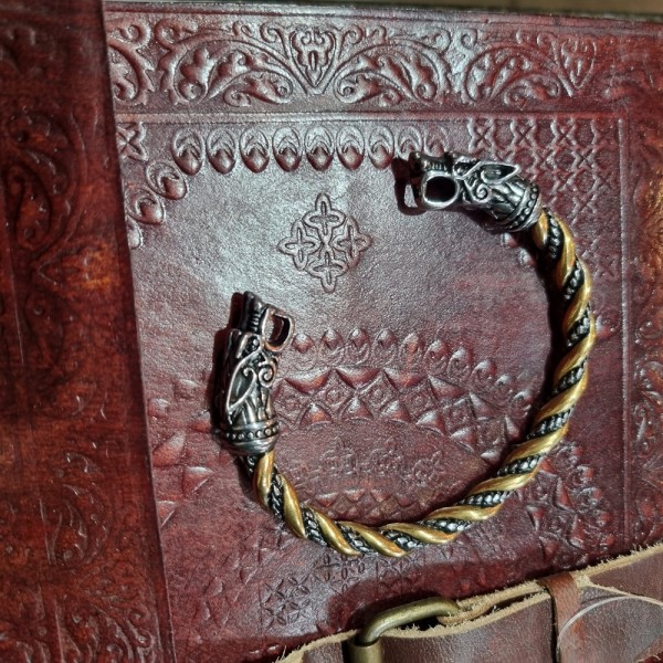 Torc Bracelet: Fenrir the Fane Wolf